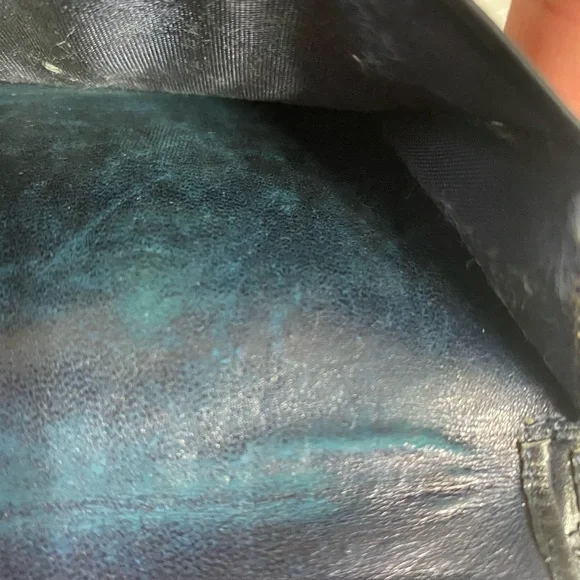 ✅SOLD✅AUTHENTIC VINTAGE GUCCI MINI COMPACT WALLET LEATHER - Picture 13 of 16